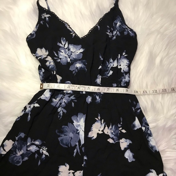 ❗️SOLD Locally on 1/12 - Picture 4 of 5